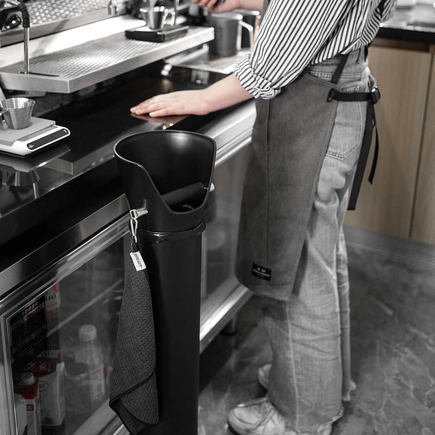 MHW-3BOMBER Commercial Espresso Knock Box for Coffee Bar, 6.8L (80 Cups) [GB5449]