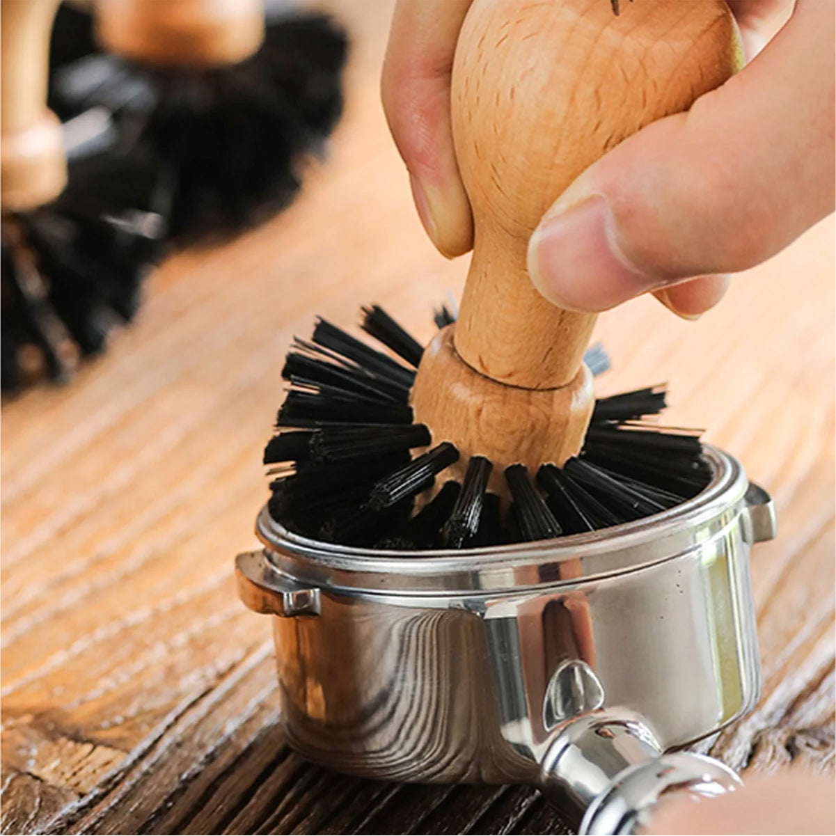 MHW-3BOMBER Portafilter Cleaning Brush [B5341]