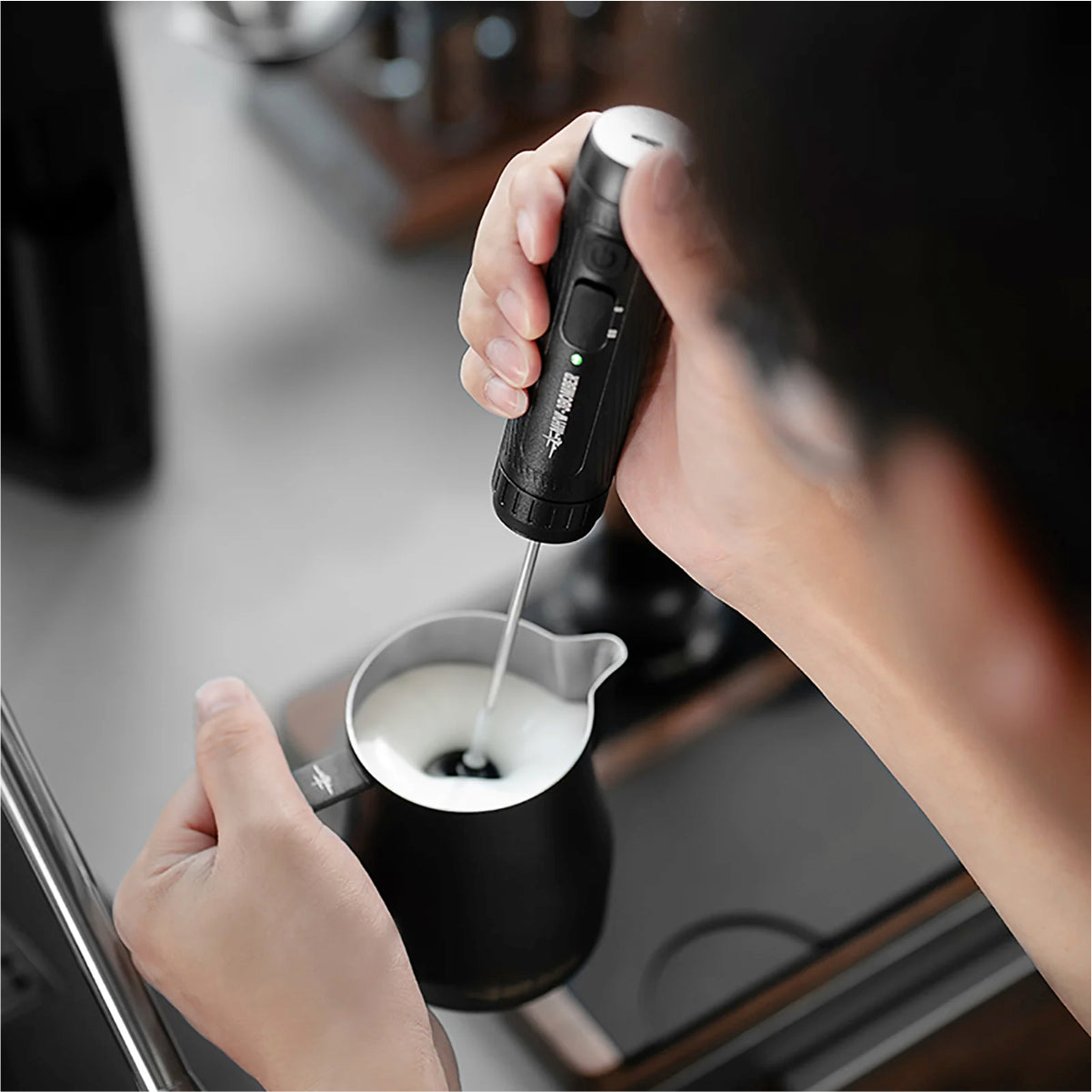MHW-3BOMBER Magician Handheld Milk Frother (Black) [MF5893]