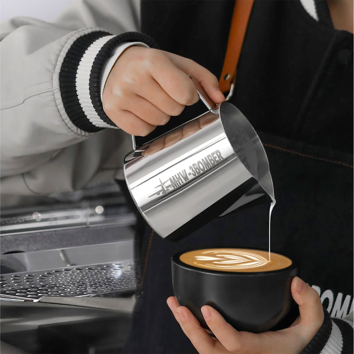 Latte Art Milk Frothing Pitcher – MHW-3BOMBER 5.0 (Stainless Steel)