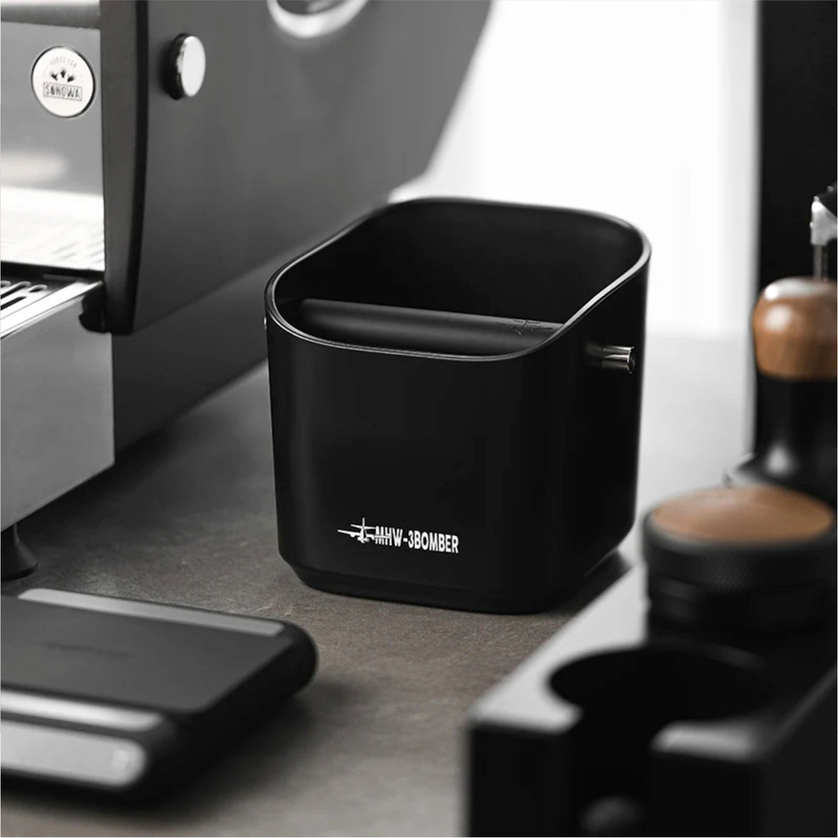 MHW-3BOMBER Coffee Espresso Square Knock Box (1200ML) [GB5967B]